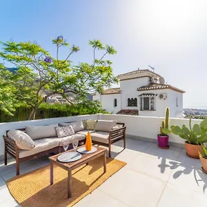 A Terrace With Sea View, 2 Bedrooms In Apartamento
