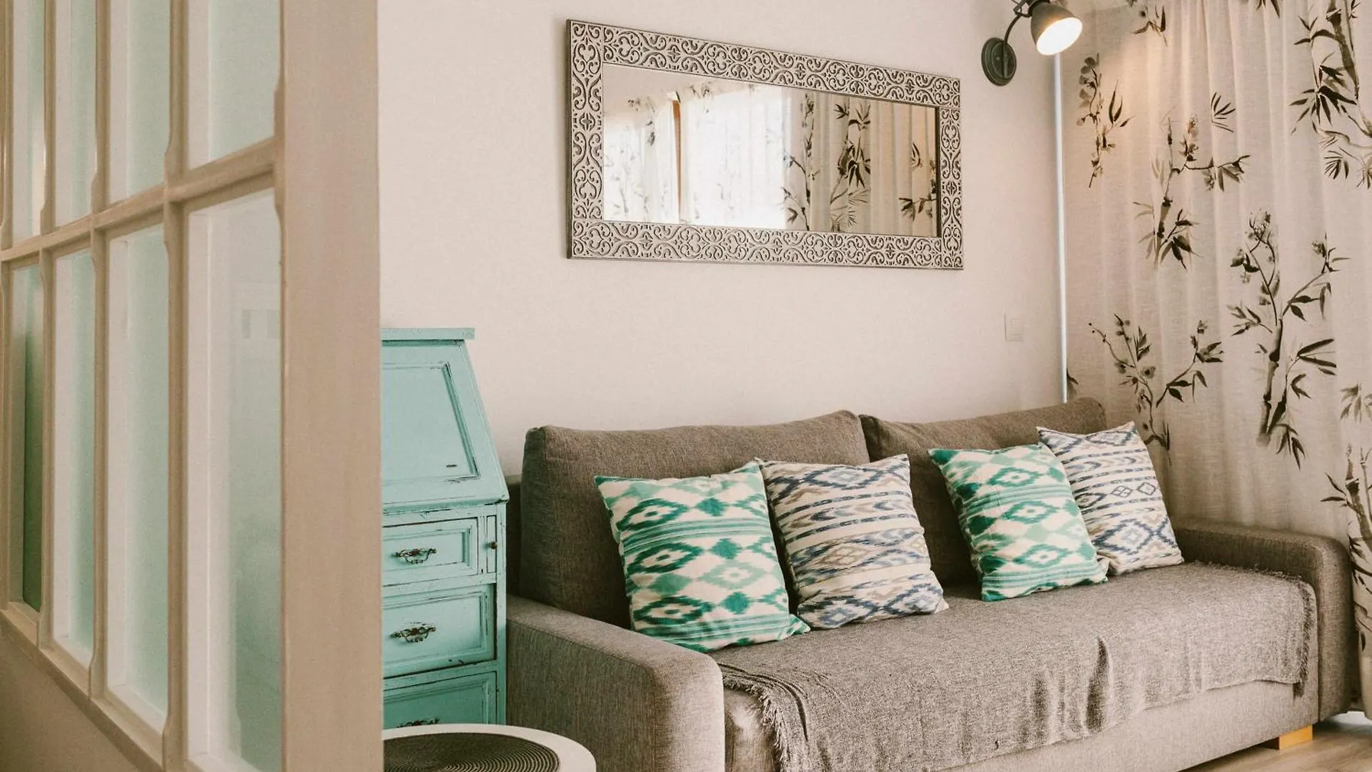 Precioso apartamento en primera línea de playa Benalmádena 0*,
